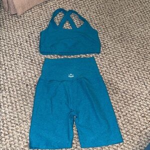 Beyond Yoga Teal Sports Bra and Shorts Set